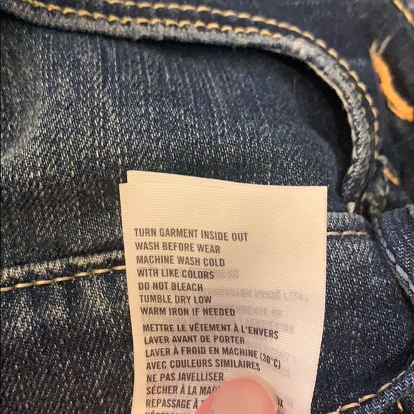 EUC Hollister Demin Cuff Shorts 5 w 27 2” length - Picture 4 of 4